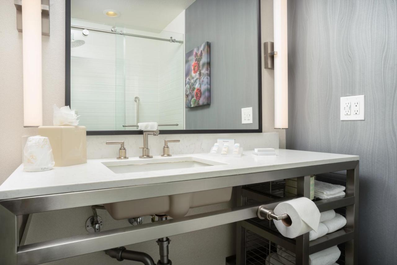 Hilton Garden Inn Phoenix Airport Buitenkant foto