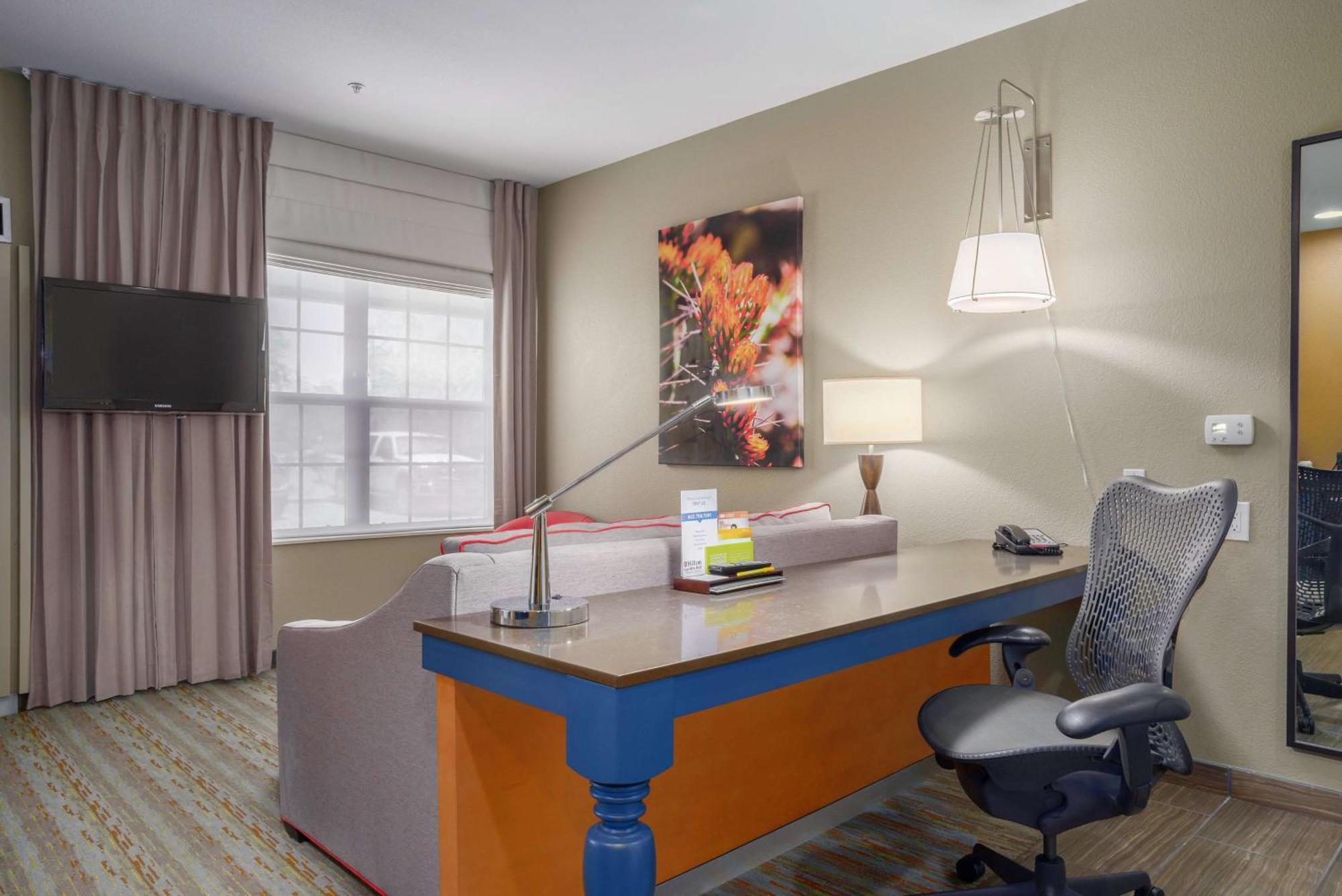 Hilton Garden Inn Phoenix Airport Buitenkant foto